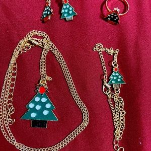 New Christmas Gold 4 piece Necklace Jewelry set with Earring & Ring.